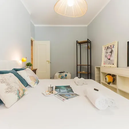 Casaviva - Patio Flat With Ac In Santa Margherita *